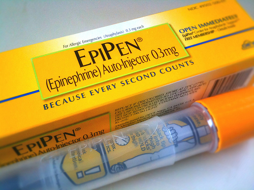 EpiPen (Эпипен)